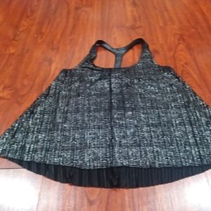 Cute tank top with bow on back